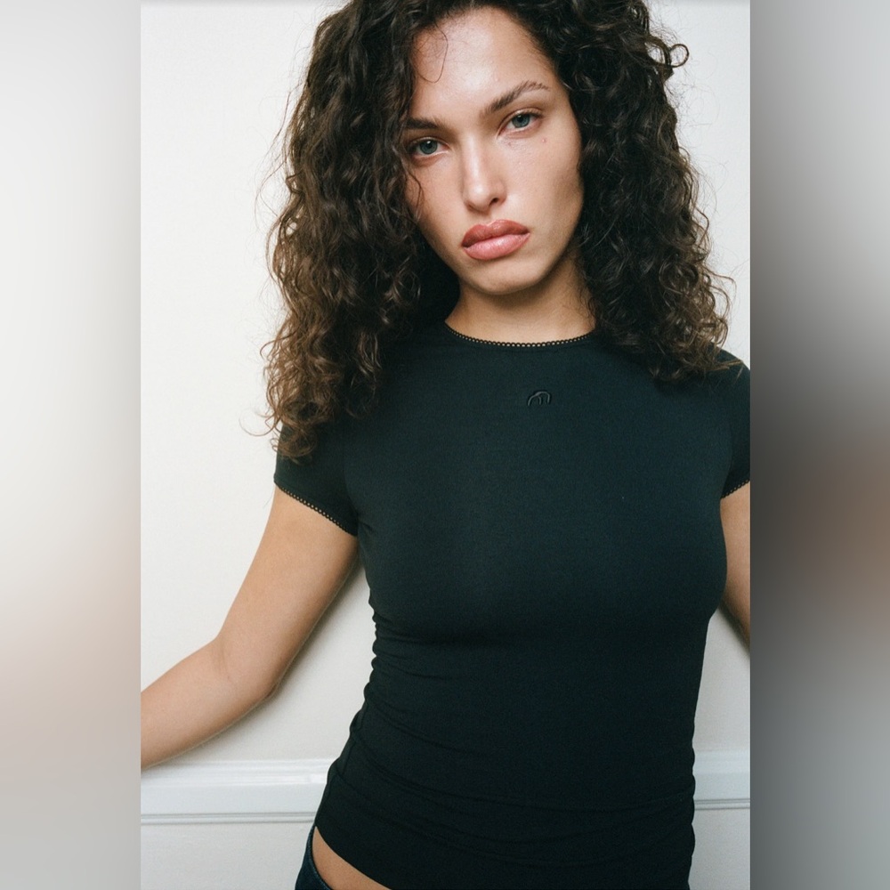 MIAOU
MINI TEE - BLACK